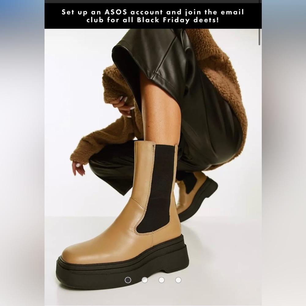 Vagabond Carla elastic side leather flat form Chelsea boot